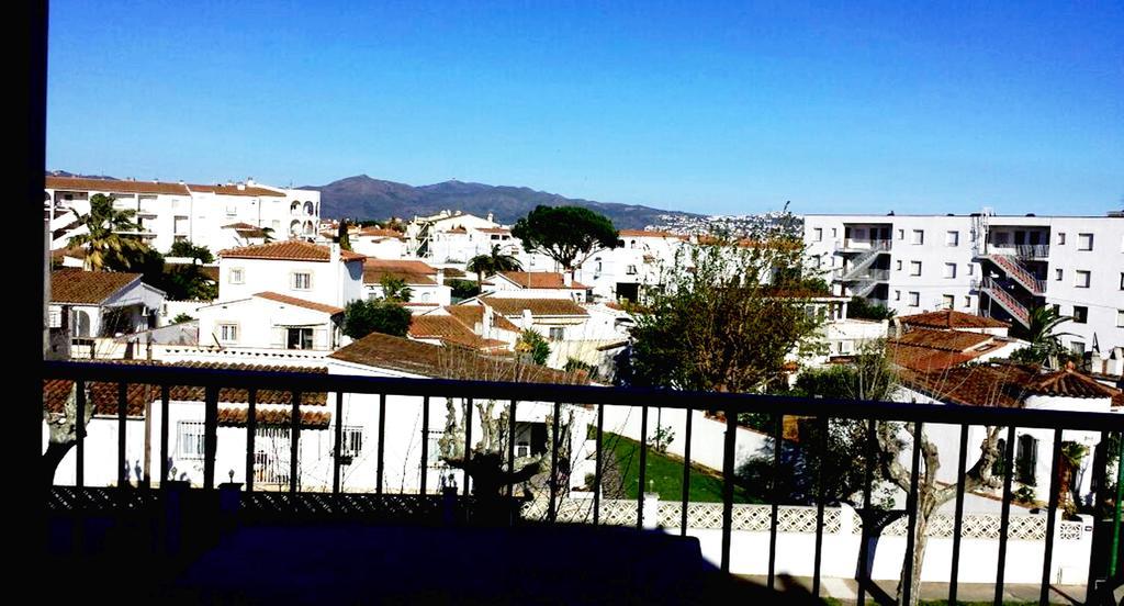Apartamento Dinasty Empuriabrava Exterior photo